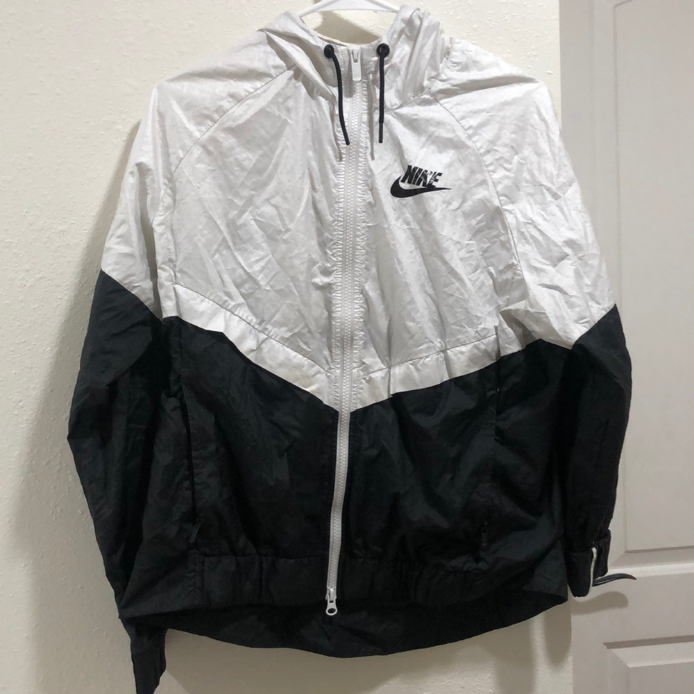 Nike windbreaker